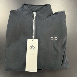 ALO Yoga Men's Black Quarter Zipper set (M)